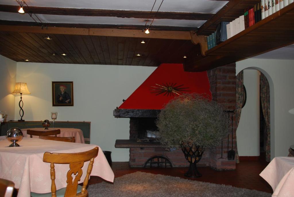 Hotel Krone Laudenbach  Exteriér fotografie